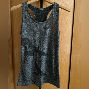 Oiselle Flyte Tank Top—black novelty bird print